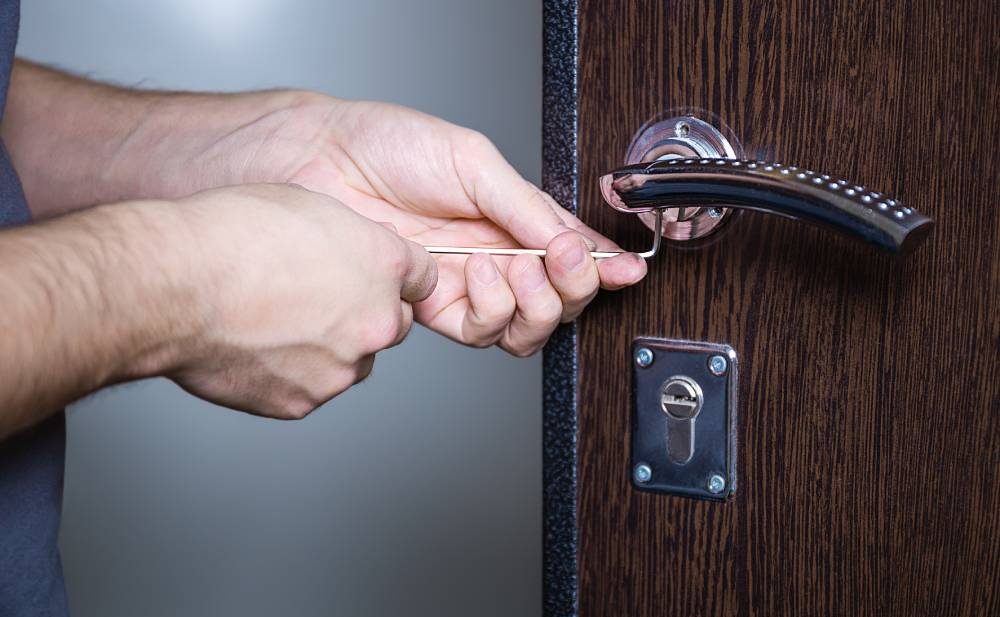 Güçlükonak Çilingir